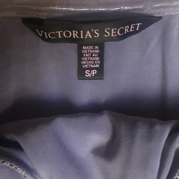 Lace dress 👗 - Picture 10 of 10